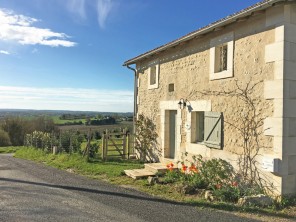 3 Bedroom Barn Conversion with Access to Pool, Tennis & Golf a Short Stroll Away, nr Aubeterre, Nouvelle Aquitaine, France
